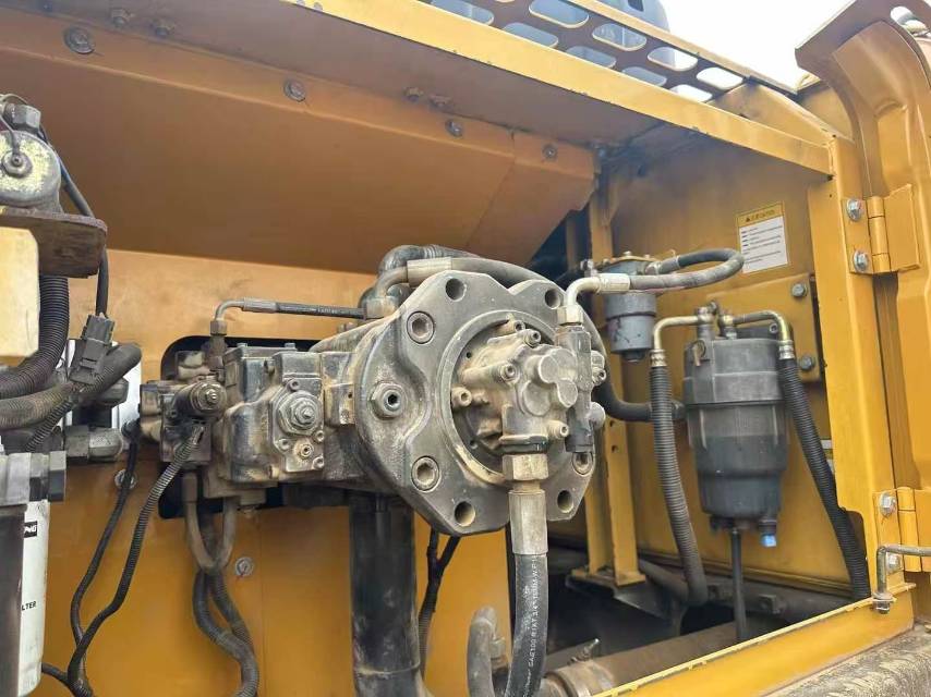 Used Sany SY285C Excavator 2018 Model / 6