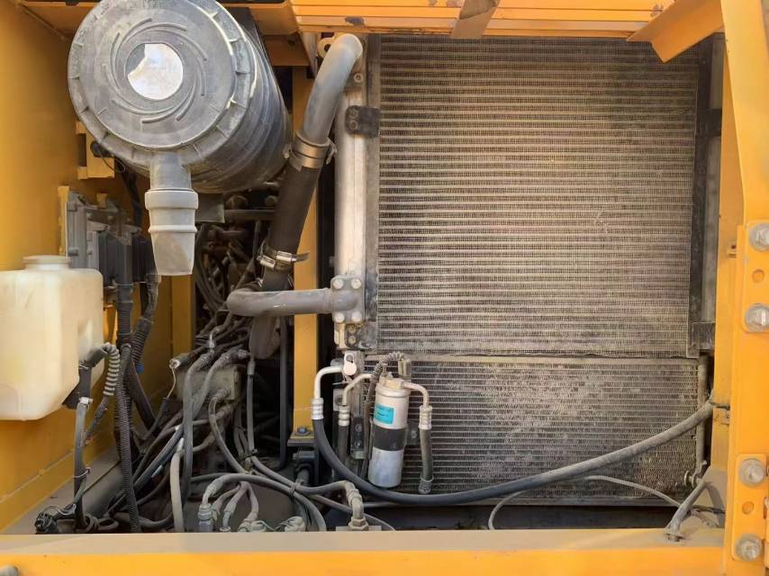 Used Volvo EC140DL Excavator 2019 Model / 9