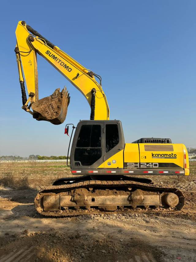 Used Sumitomo SH240-5 Excavator 2019 Model / 2
