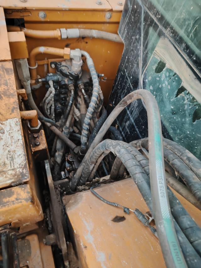 Used Sany SY75C Excavator 2019 Model / 4