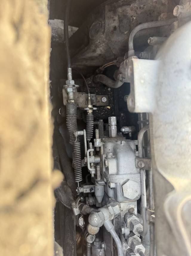 Used Hitachi 120 Excavator 2015 Model / 4