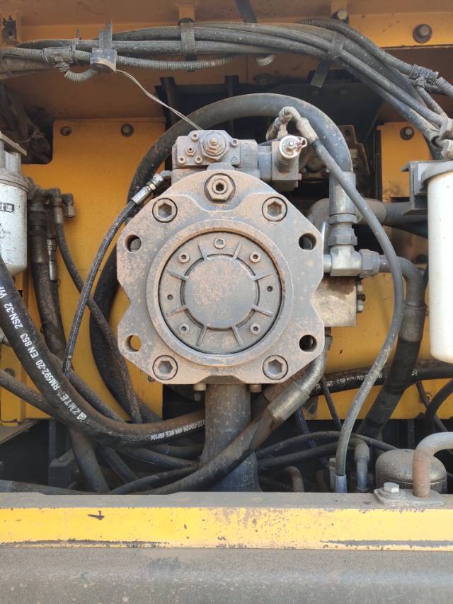 Used Volvo 480 Excavator 2018 Model / 8