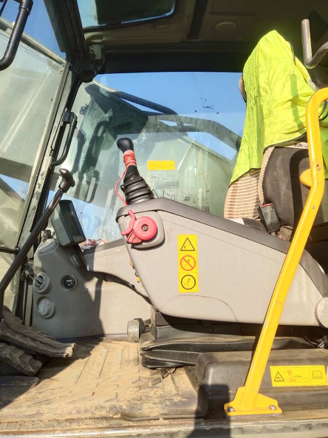 Used Volvo 480 Excavator 2018 Model / 3