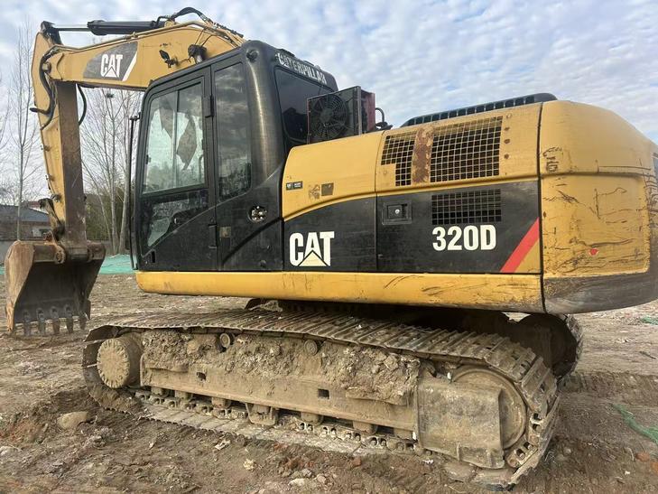 Buy Caterpillar 320D Used Excavator / 1