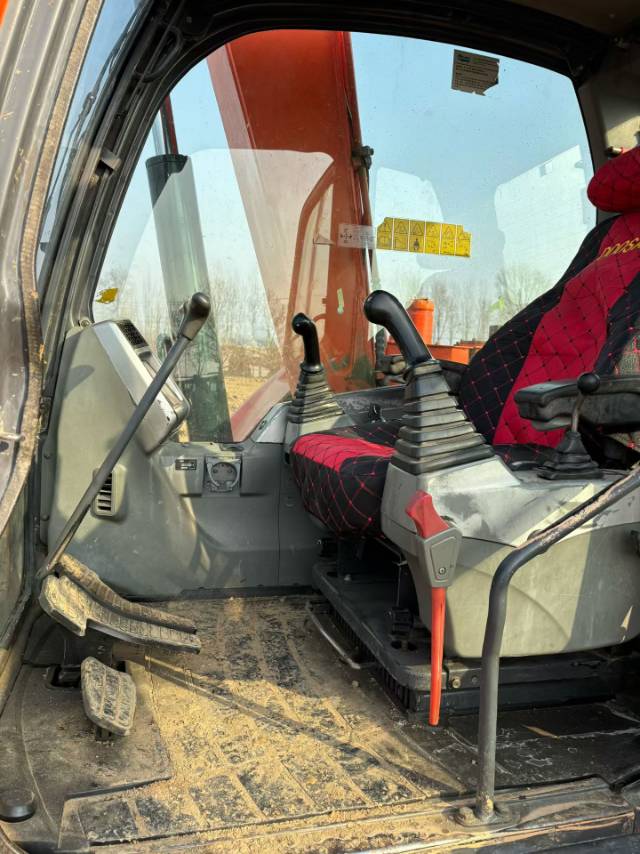 Used Doosan DX75 Excavator 2020 Model / 6