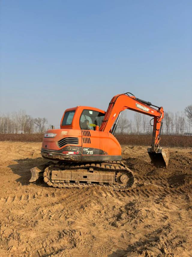 Used Doosan DX75 Excavator 2020 Model / 4