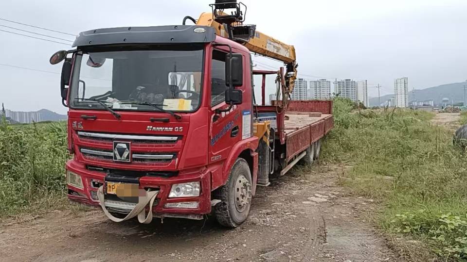 Buy XCMG 4×2 Used Crane