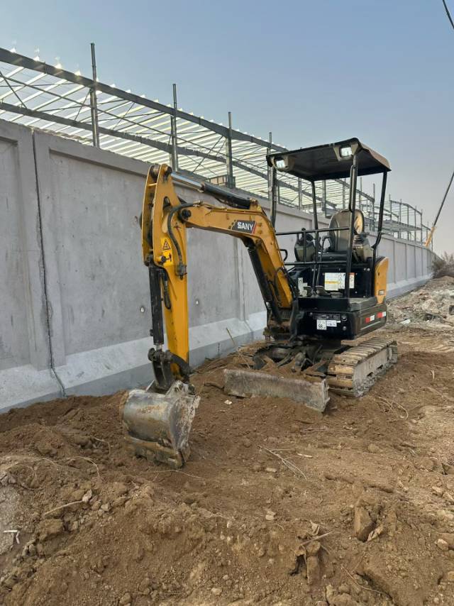 Buy Sany SY16C Used Excavator