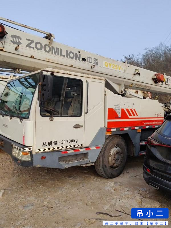 Buy Zoomlion QY25V531 Used Crane