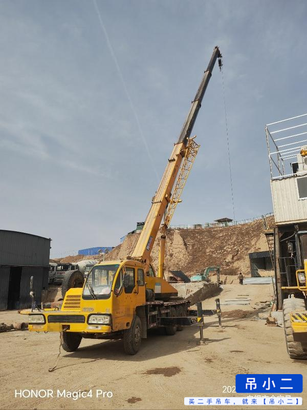 Used XCMG 16D Crane 2009 Model / 3