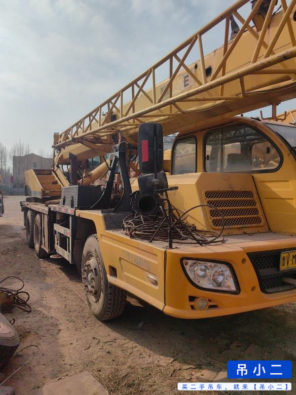 Used XCMG 16D Crane 2010 Model / 2