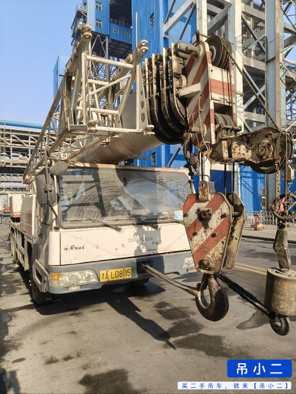 Buy Zoomlion 30V5 Used Crane / 4 Buy Zoomlion 30V5 Used Crane / 4