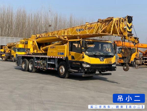 Used XCMG 25K Crane 2017 Model / 4