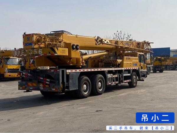 Used XCMG 25K Crane 2017 Model / 2