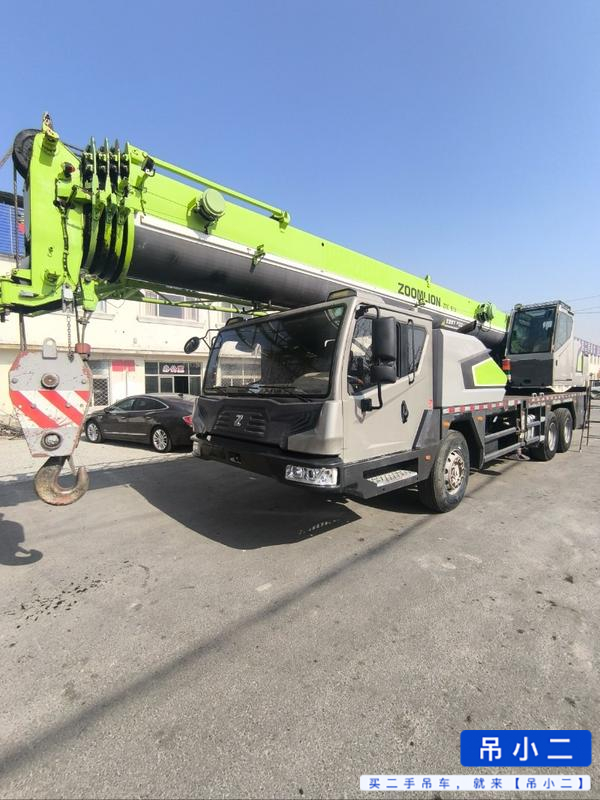 Buy Zoomlion ZTC251VE562 Used Crane