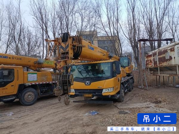Used XCMG QY25KC Crane 2019 Model / 3