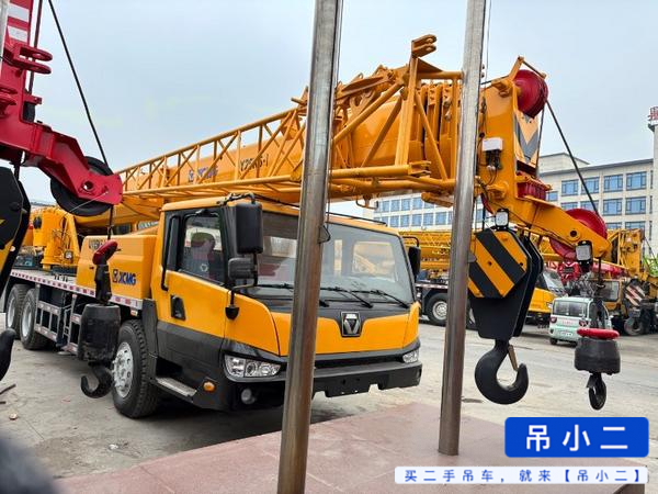 Used XCMG 25K5 Crane 2012 Model / 3