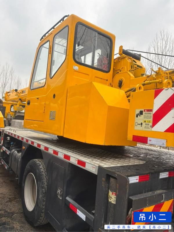 Buy Zoomlion ZTC121V461 Used Crane / 3