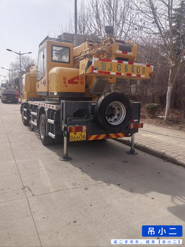 Used XCMG Xct12 Crane 2018 Model / 3