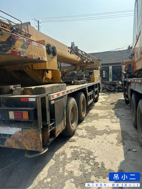 Used XCMG 25k Crane 2011 Model / 5