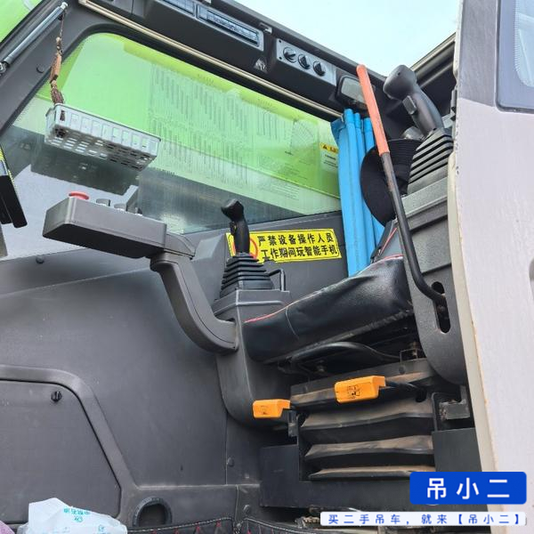 Buy Zoomlion 250V Used Crane / 2