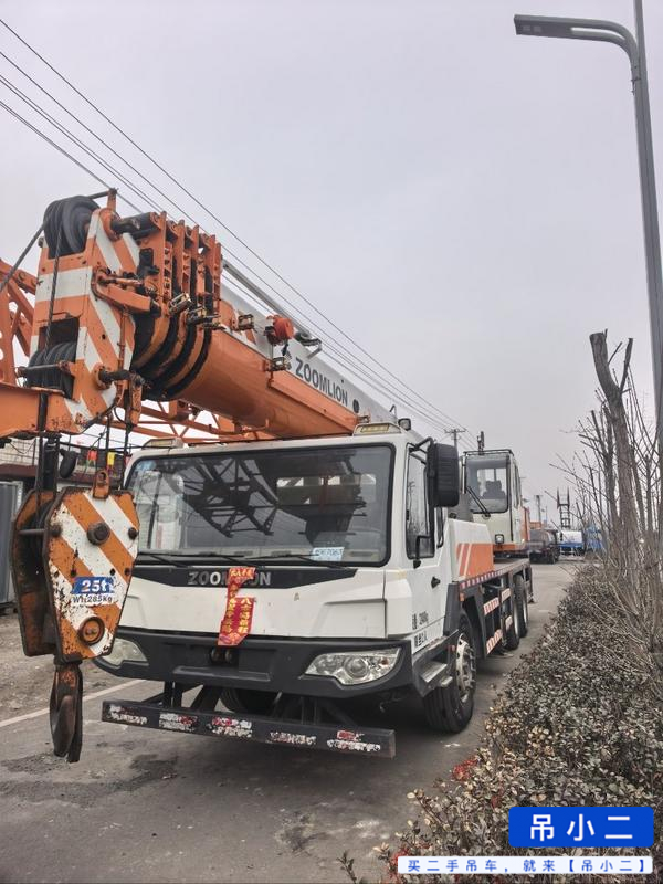 Buy Zoomlion QY25V531 Used Crane