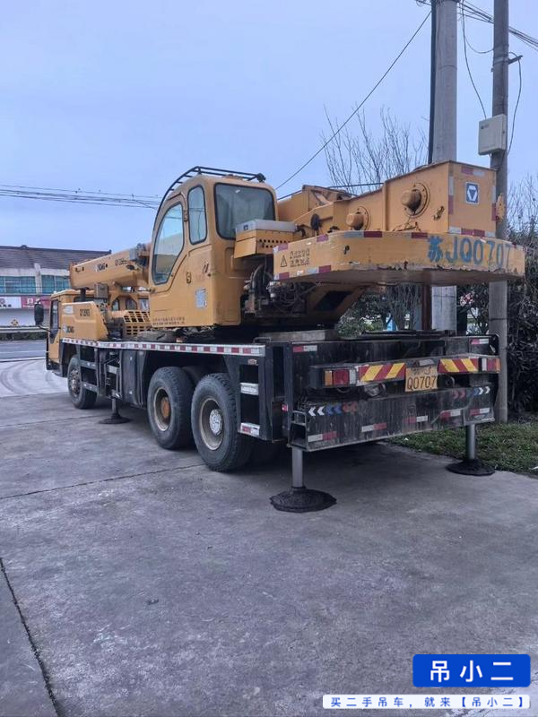 Used XCMG QY25K Crane 2012 Model / 3