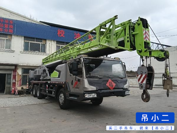 Buy Zoomlion ZTC251V552 Used Crane / 2
