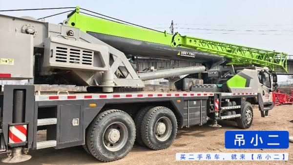 Buy Zoomlion ZTC251VE562 Used Crane