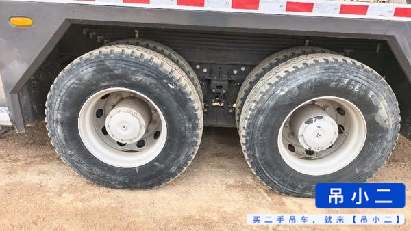 Buy Zoomlion ZTC251VE562 Used Crane / 2