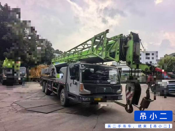 Buy Zoomlion ZTC251VE562 Used Crane / 4