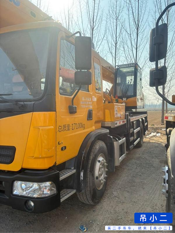 Used XCMG XCT12L4-1 Crane 2020 Model / 4