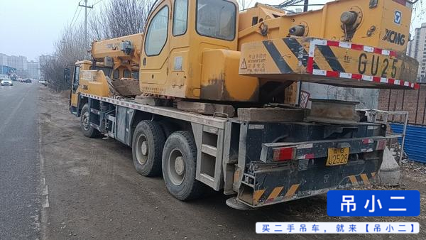 Used XCMG 25K5 Crane 2014 Model / 3