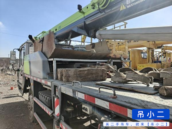 Buy Zoomlion ZTC121V461 Used Crane / 3