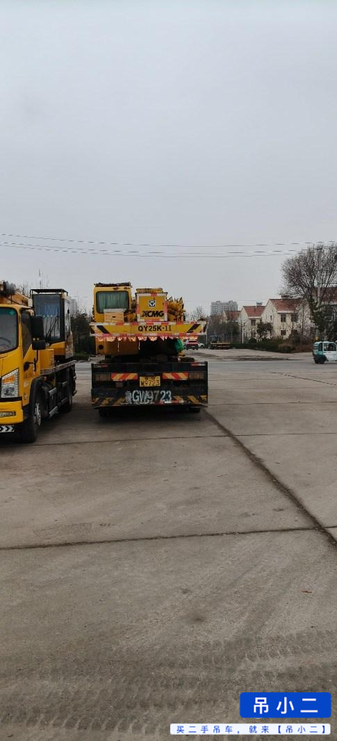 Used XCMG 25K Crane 2010 Model / 4