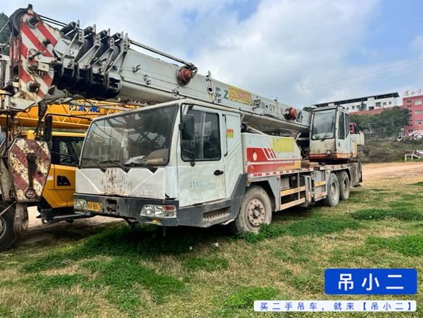 Buy Zoomlion QY25V531 Used Crane