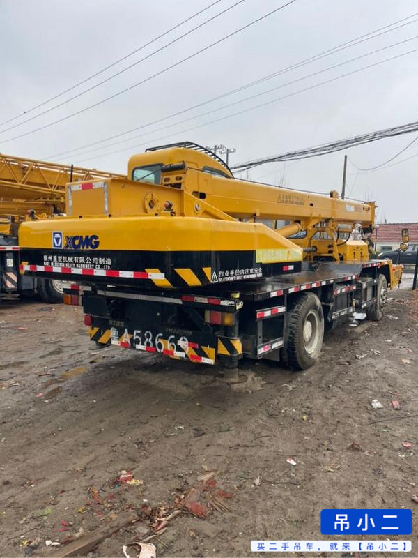 Used XCMG 12b Crane 2014 Model / 4