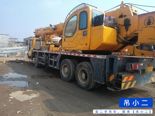 Buy XCMG QY20G Used Crane / 3