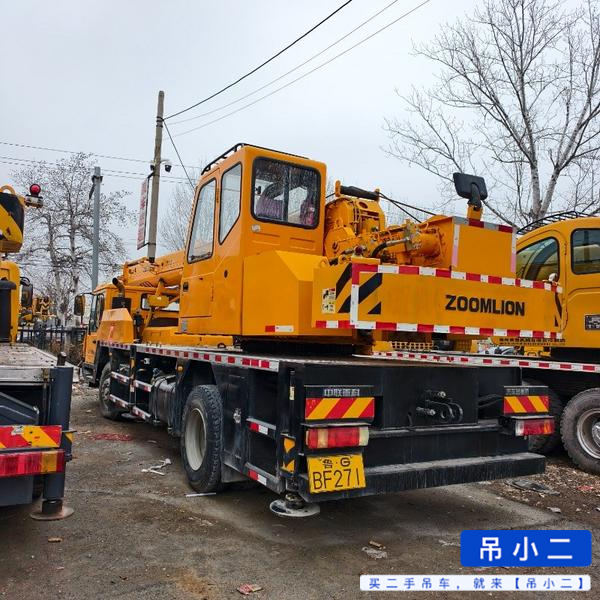 Buy Zoomlion ZTC121V461 Used Crane / 6