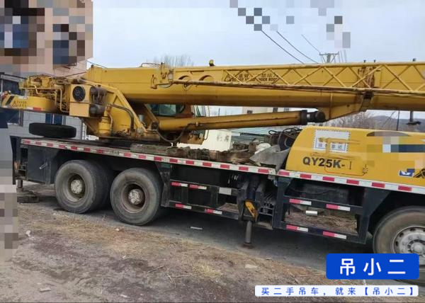 Used XCMG 25k Crane 2010 Model / 2