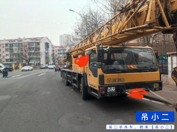 Used XCMG 25k Crane 2010 Model / 2