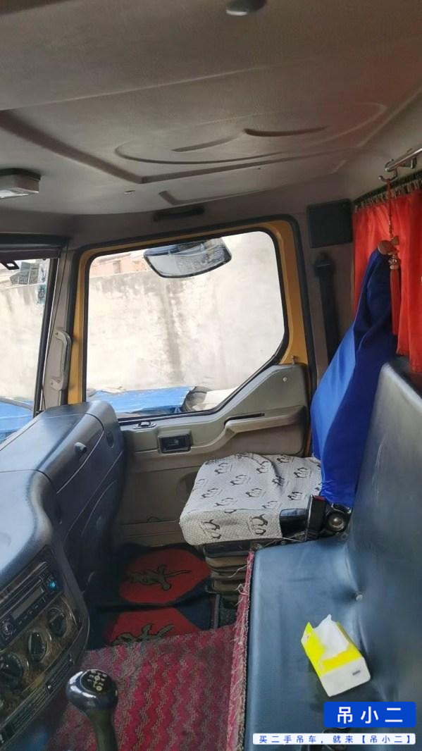 Used XCMG QY20G Crane 2011 Model / 4