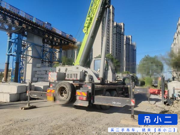 Buy Zoomlion 250A Used Crane / 14