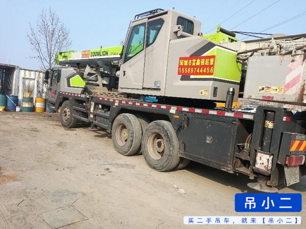 Buy Zoomlion 251E Used Crane / 4