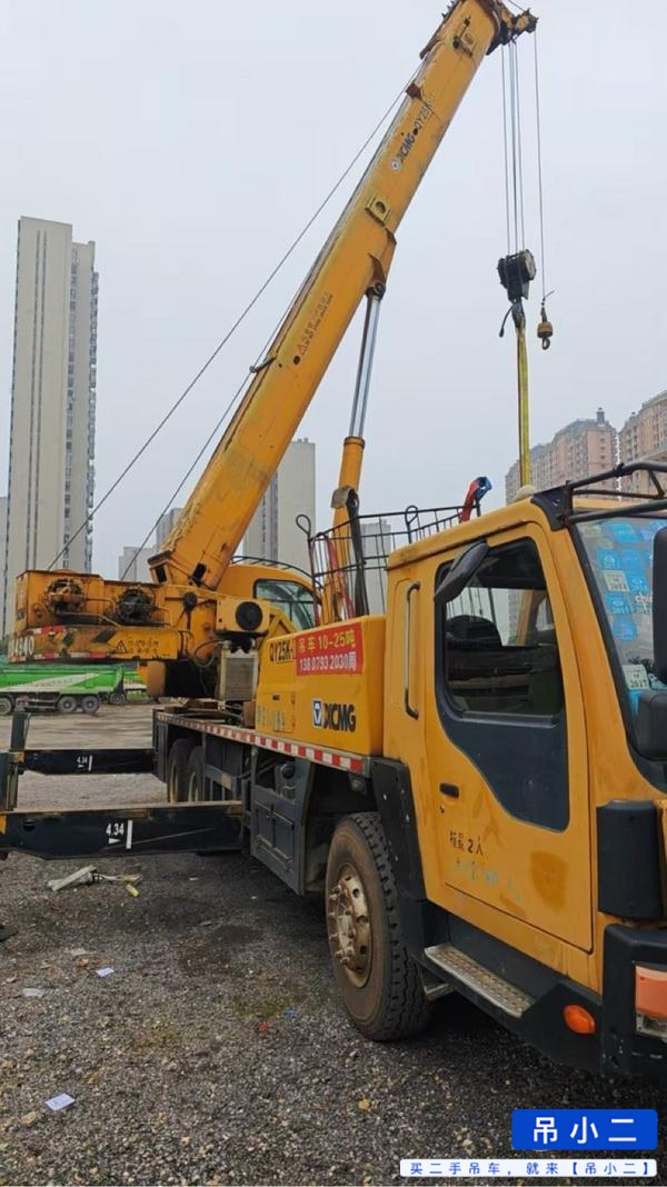 Used XCMG 25k Crane 2012 Model / 2