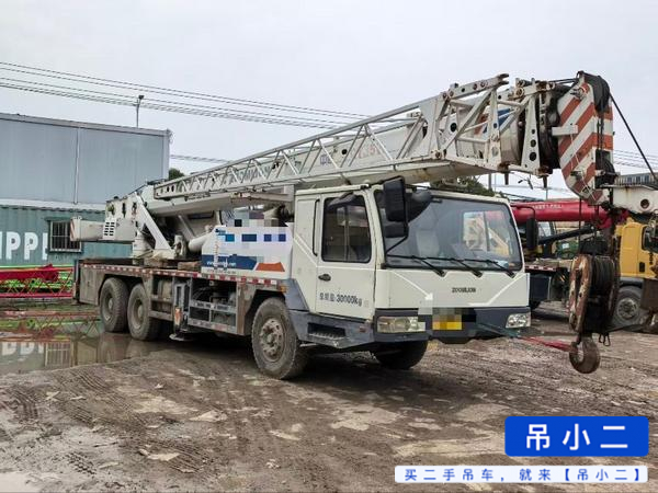 Buy Zoomlion 25V Used Crane