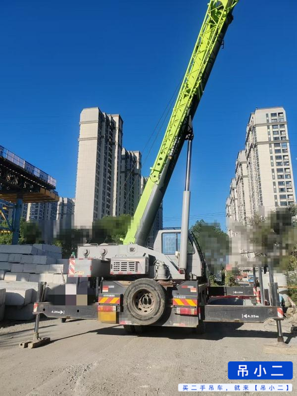 Buy Zoomlion 250A Used Crane / 12