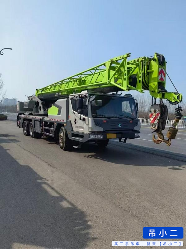Buy Zoomlion ZTC251VE562 Used Crane / 4