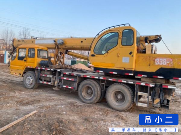 Buy XCMG 16D Used Crane / 1