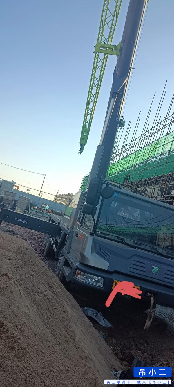 Buy Zoomlion ZTC201V551 Used Crane / 2